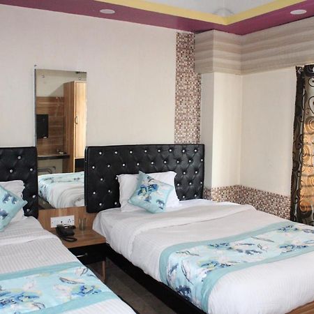 Hotel Square Park Dibrugarh Dış mekan fotoğraf