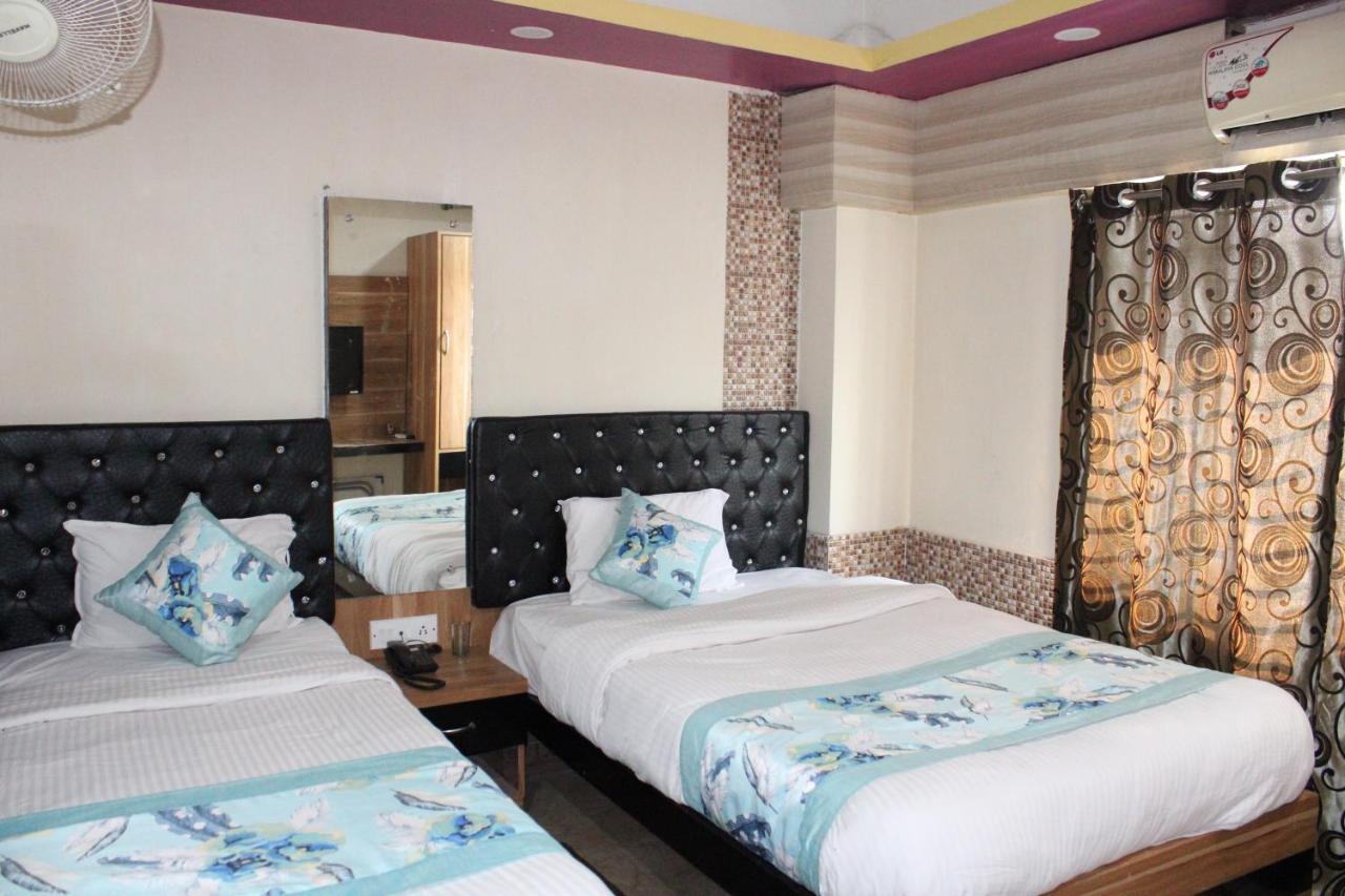 Hotel Square Park Dibrugarh Dış mekan fotoğraf