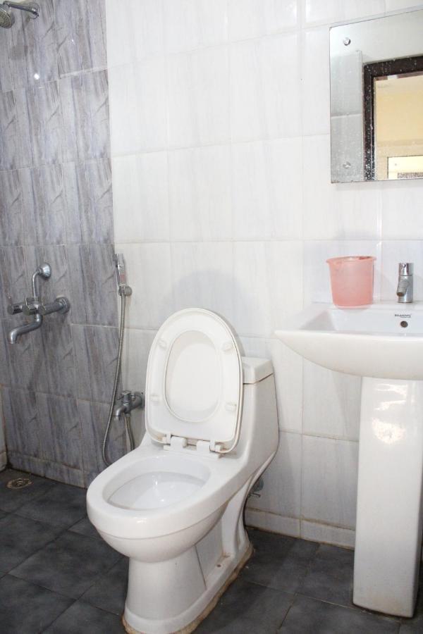 Hotel Square Park Dibrugarh Dış mekan fotoğraf