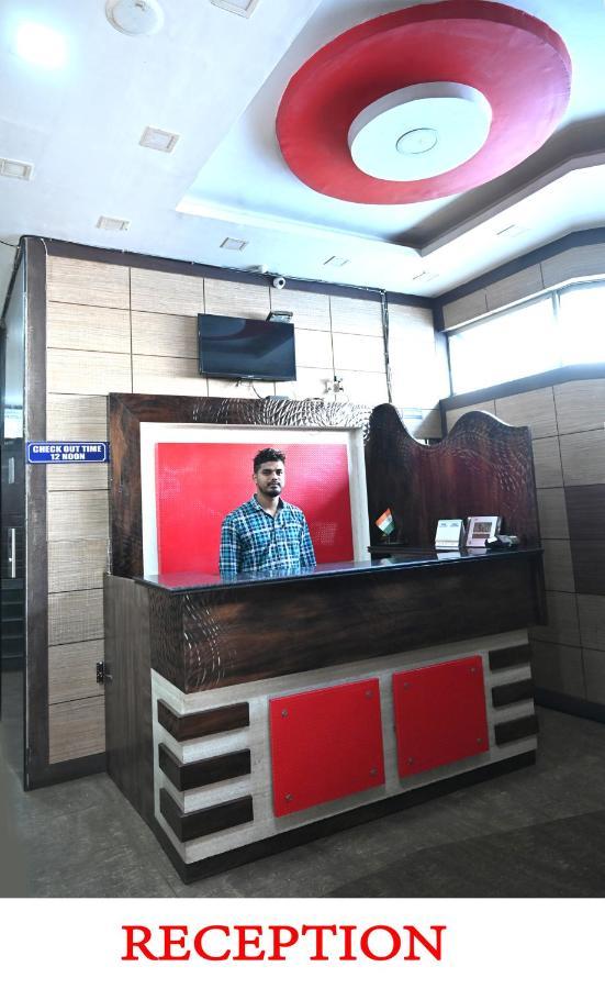Hotel Square Park Dibrugarh Dış mekan fotoğraf